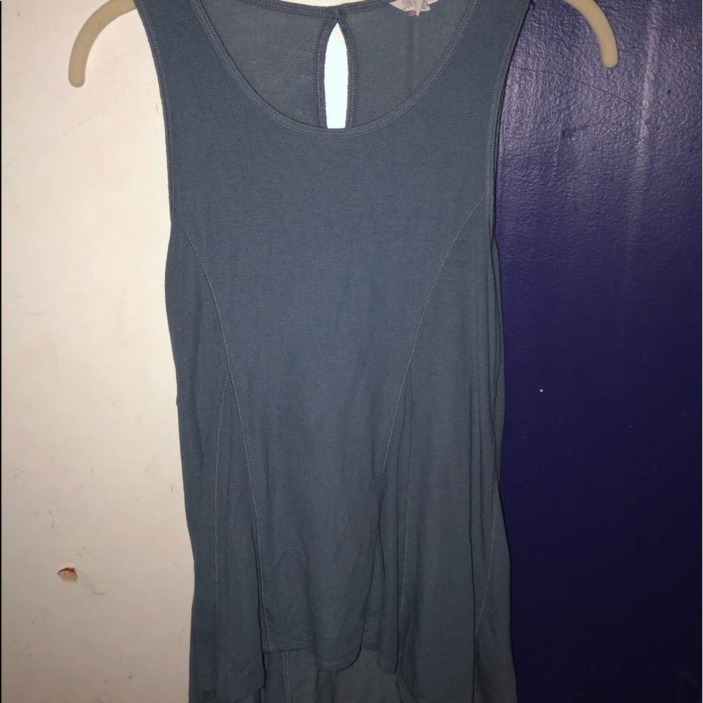 Junie and jade shirt size small